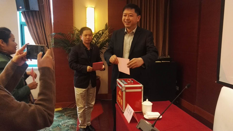 微信图片_20171030153059_副本.jpg