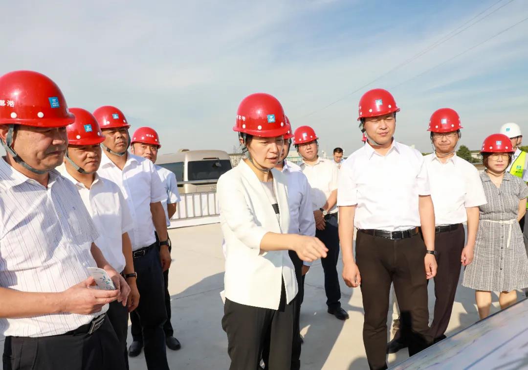 市委副书记、代理市长盛蕾调研交通重点